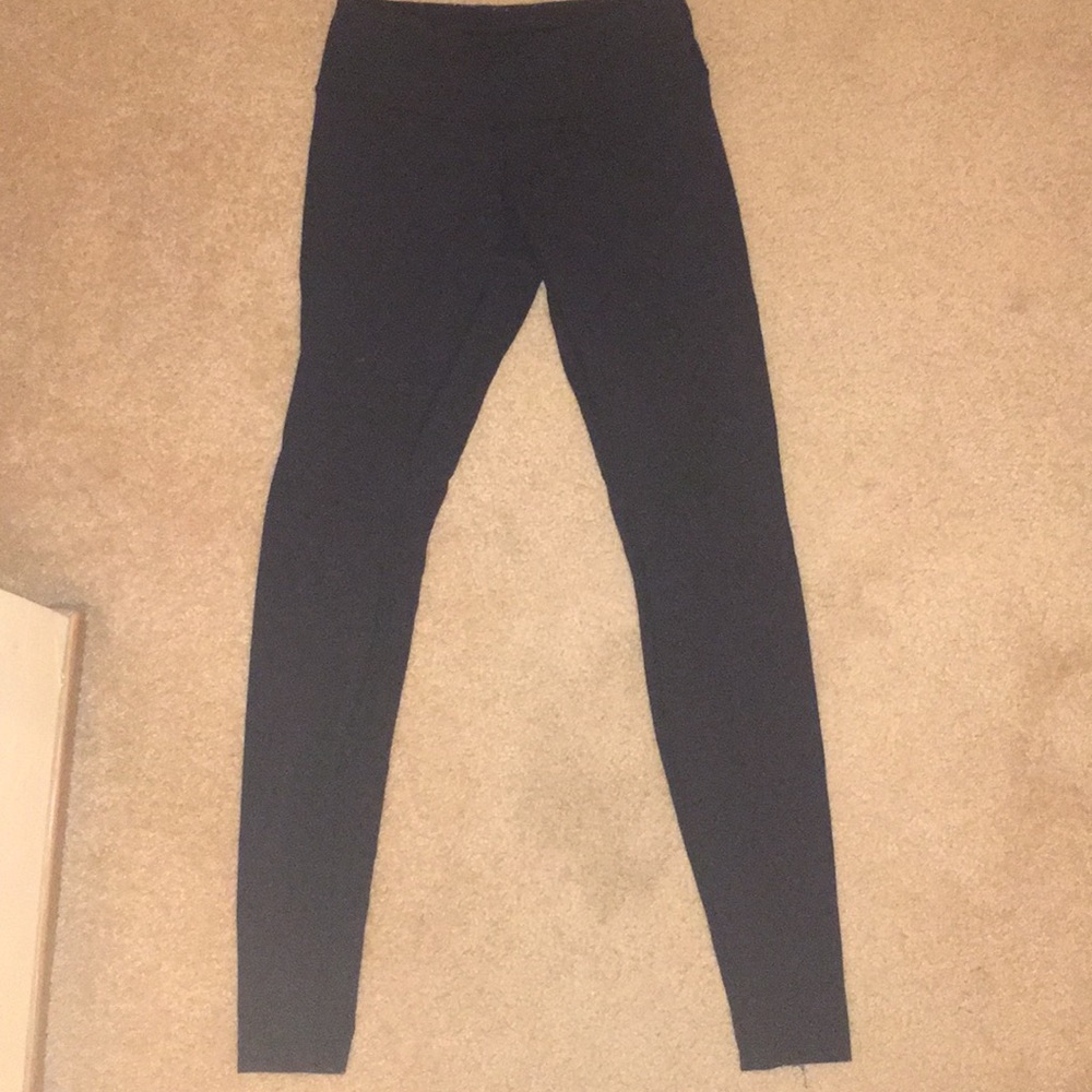 Black Lululemon leggings